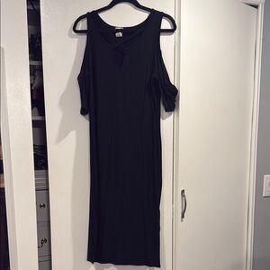 Chic Black Cold Shoulder Dress